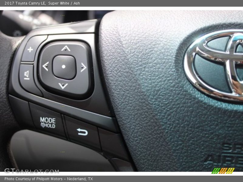 Super White / Ash 2017 Toyota Camry LE