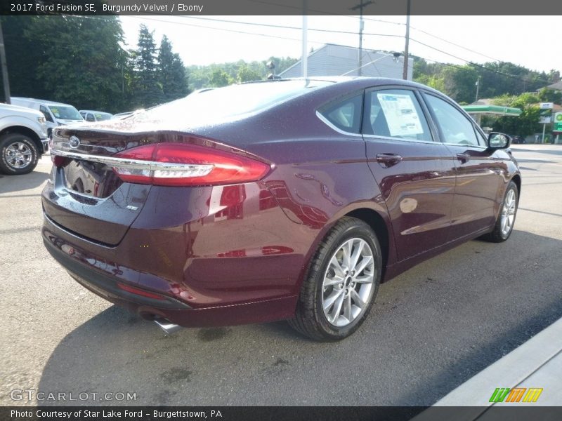 Burgundy Velvet / Ebony 2017 Ford Fusion SE
