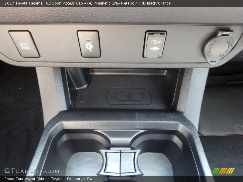 Magnetic Gray Metallic / TRD Black/Orange 2017 Toyota Tacoma TRD Sport Access Cab 4x4