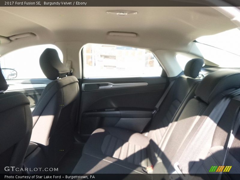 Burgundy Velvet / Ebony 2017 Ford Fusion SE