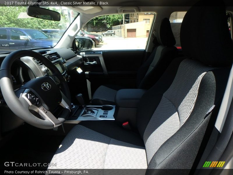 Classic Silver Metallic / Black 2017 Toyota 4Runner SR5 4x4