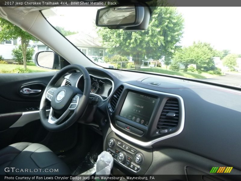 Billet Silver Metallic / Black 2017 Jeep Cherokee Trailhawk 4x4