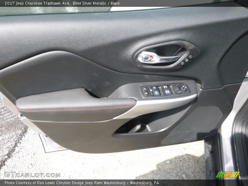 Billet Silver Metallic / Black 2017 Jeep Cherokee Trailhawk 4x4