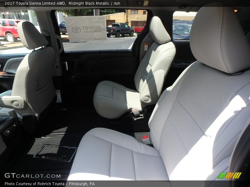 Midnight Black Metallic / Ash 2017 Toyota Sienna Limited AWD