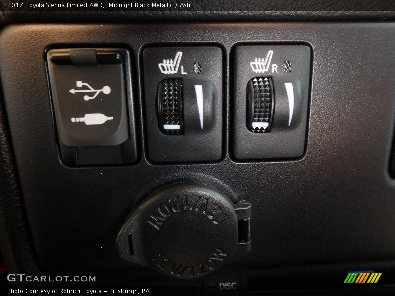 Midnight Black Metallic / Ash 2017 Toyota Sienna Limited AWD