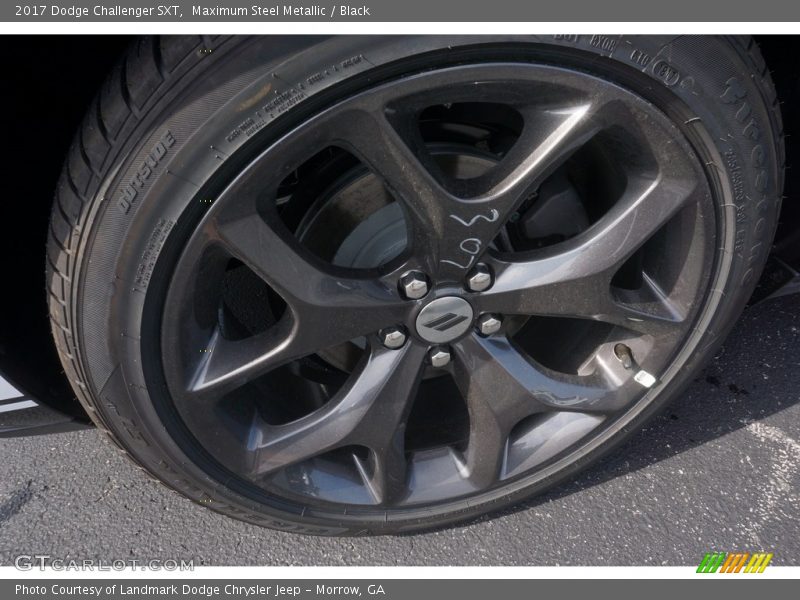 Maximum Steel Metallic / Black 2017 Dodge Challenger SXT