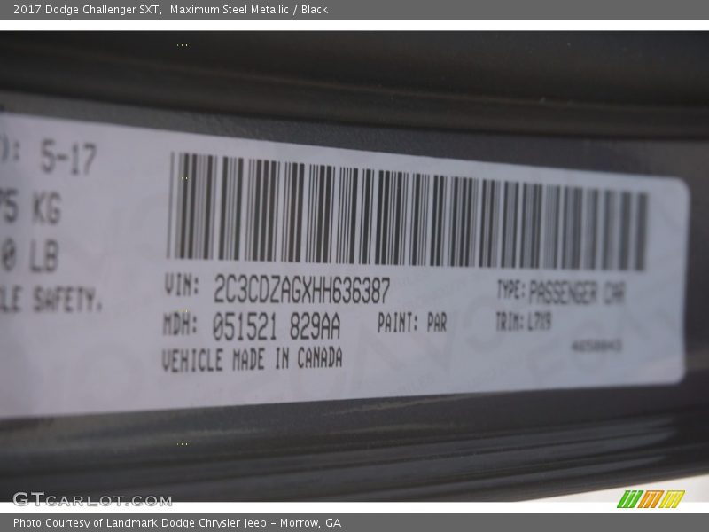 Maximum Steel Metallic / Black 2017 Dodge Challenger SXT