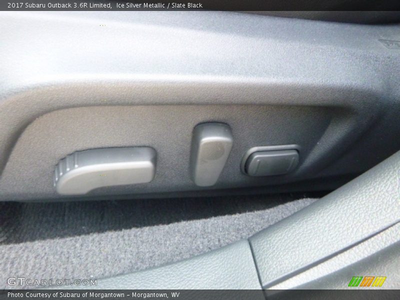 Ice Silver Metallic / Slate Black 2017 Subaru Outback 3.6R Limited