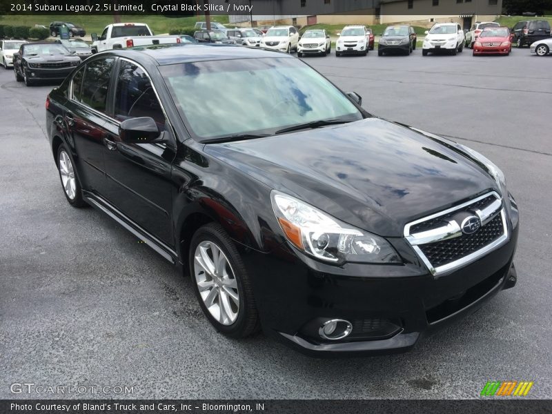 Crystal Black Silica / Ivory 2014 Subaru Legacy 2.5i Limited