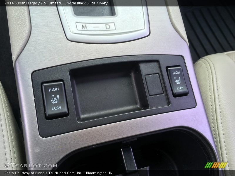 Crystal Black Silica / Ivory 2014 Subaru Legacy 2.5i Limited