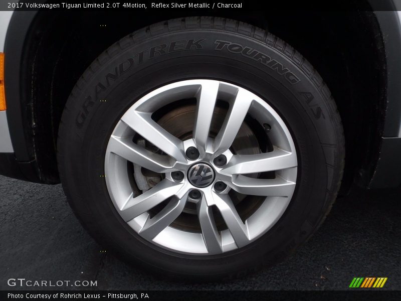 Reflex Silver Metallic / Charcoal 2017 Volkswagen Tiguan Limited 2.0T 4Motion