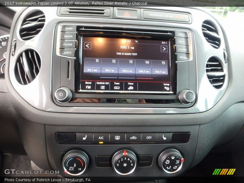 Controls of 2017 Tiguan Limited 2.0T 4Motion
