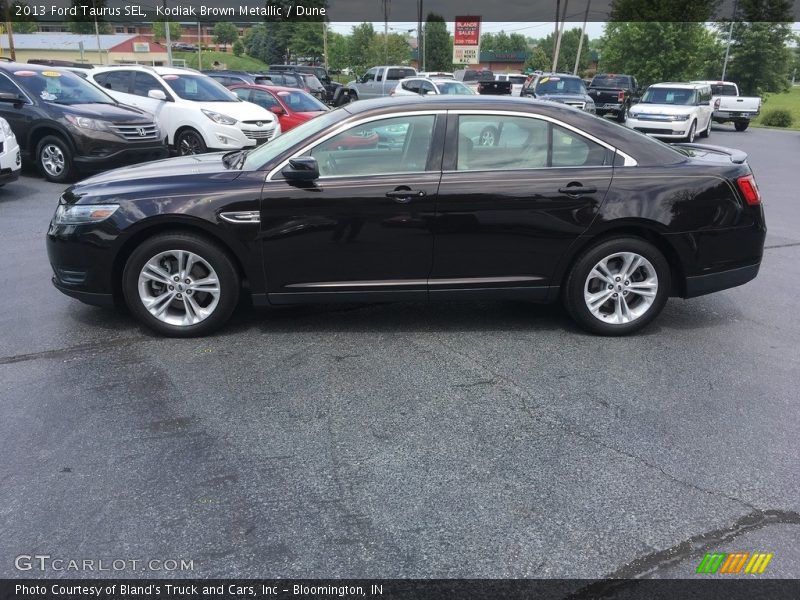 Kodiak Brown Metallic / Dune 2013 Ford Taurus SEL