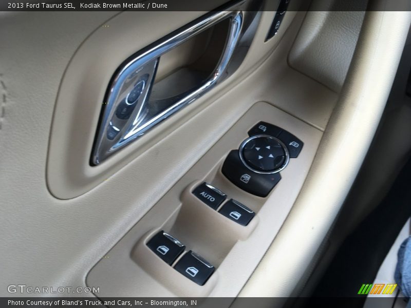 Kodiak Brown Metallic / Dune 2013 Ford Taurus SEL