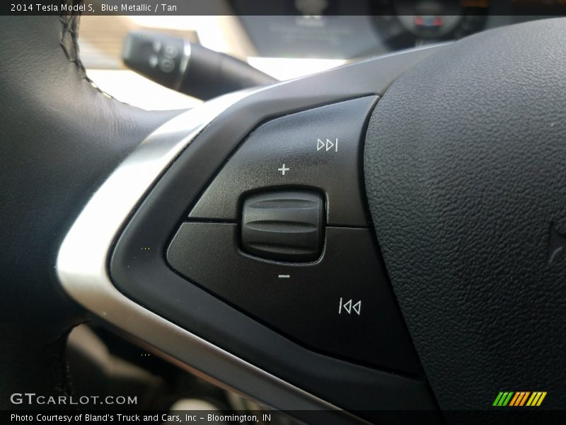 Controls of 2014 Model S 