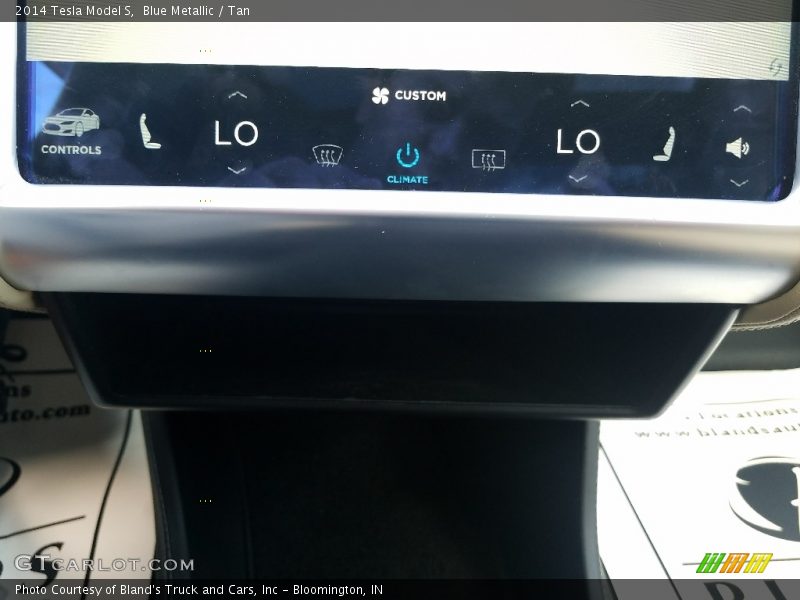 Controls of 2014 Model S 