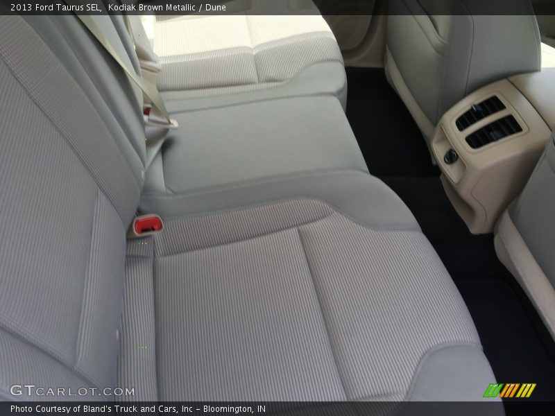 Kodiak Brown Metallic / Dune 2013 Ford Taurus SEL