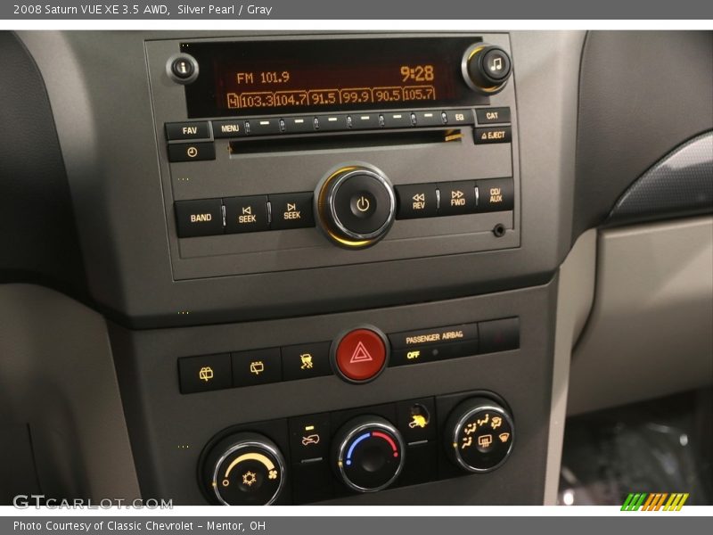 Silver Pearl / Gray 2008 Saturn VUE XE 3.5 AWD