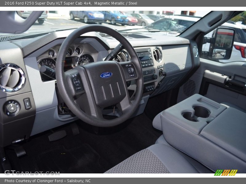 Magnetic Metallic / Steel 2016 Ford F250 Super Duty XLT Super Cab 4x4