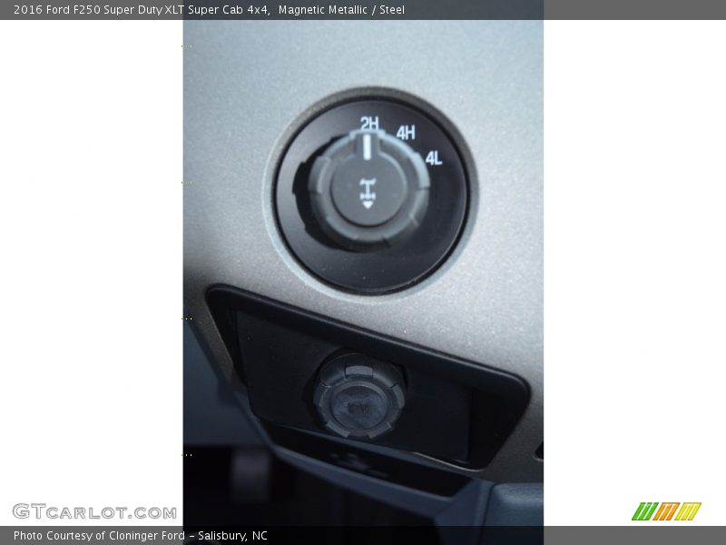 Magnetic Metallic / Steel 2016 Ford F250 Super Duty XLT Super Cab 4x4