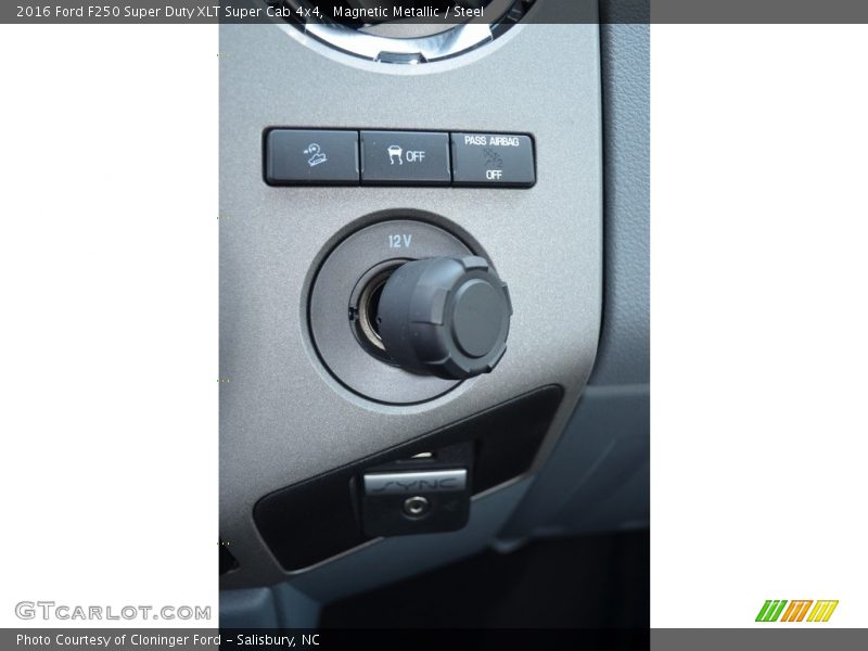Magnetic Metallic / Steel 2016 Ford F250 Super Duty XLT Super Cab 4x4