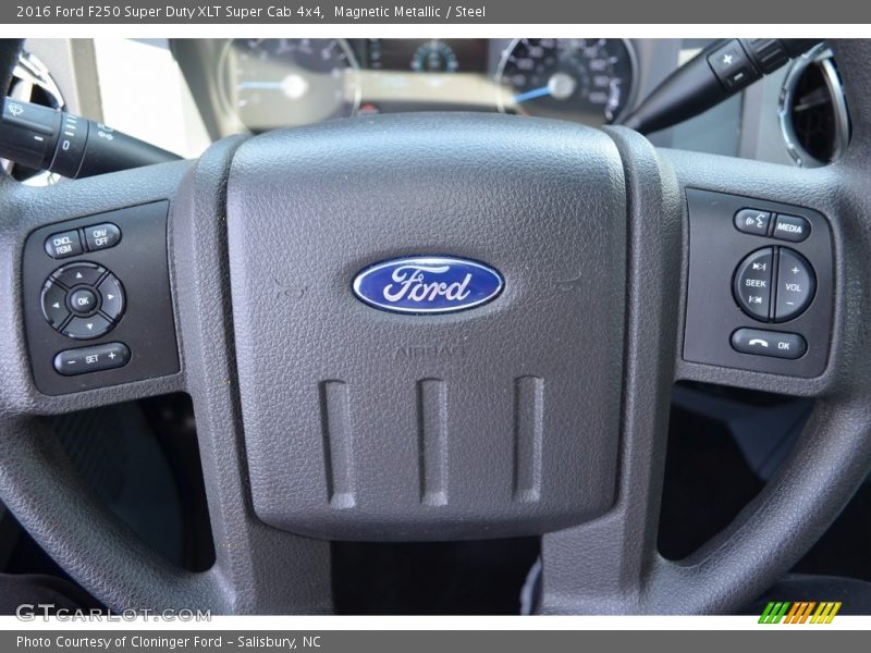 Magnetic Metallic / Steel 2016 Ford F250 Super Duty XLT Super Cab 4x4