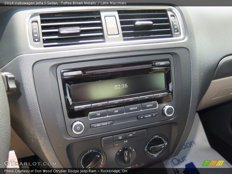 Toffee Brown Metallic / Latte Macchiato 2014 Volkswagen Jetta S Sedan