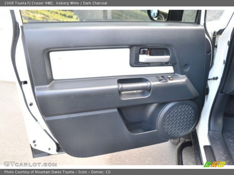 Iceberg White / Dark Charcoal 2008 Toyota FJ Cruiser 4WD