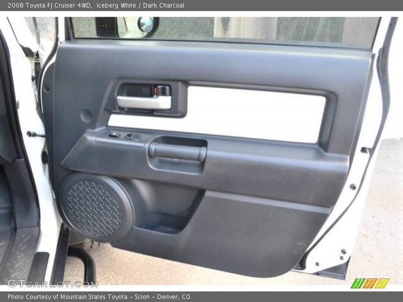 Iceberg White / Dark Charcoal 2008 Toyota FJ Cruiser 4WD