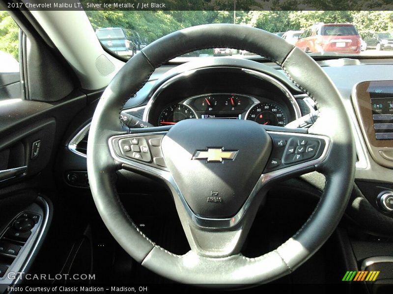 Silver Ice Metallic / Jet Black 2017 Chevrolet Malibu LT