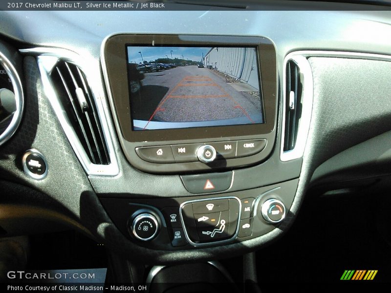 Silver Ice Metallic / Jet Black 2017 Chevrolet Malibu LT
