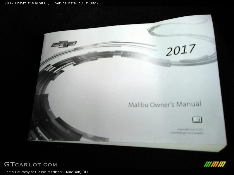 Silver Ice Metallic / Jet Black 2017 Chevrolet Malibu LT