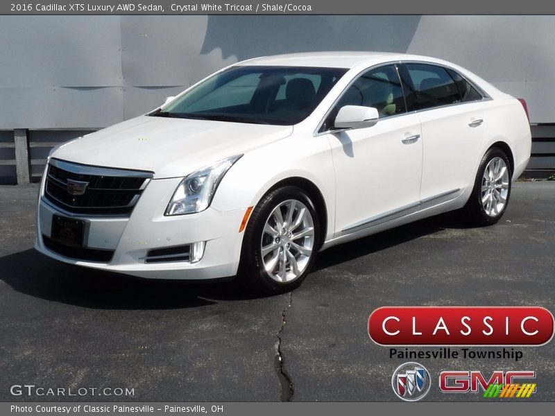 Crystal White Tricoat / Shale/Cocoa 2016 Cadillac XTS Luxury AWD Sedan