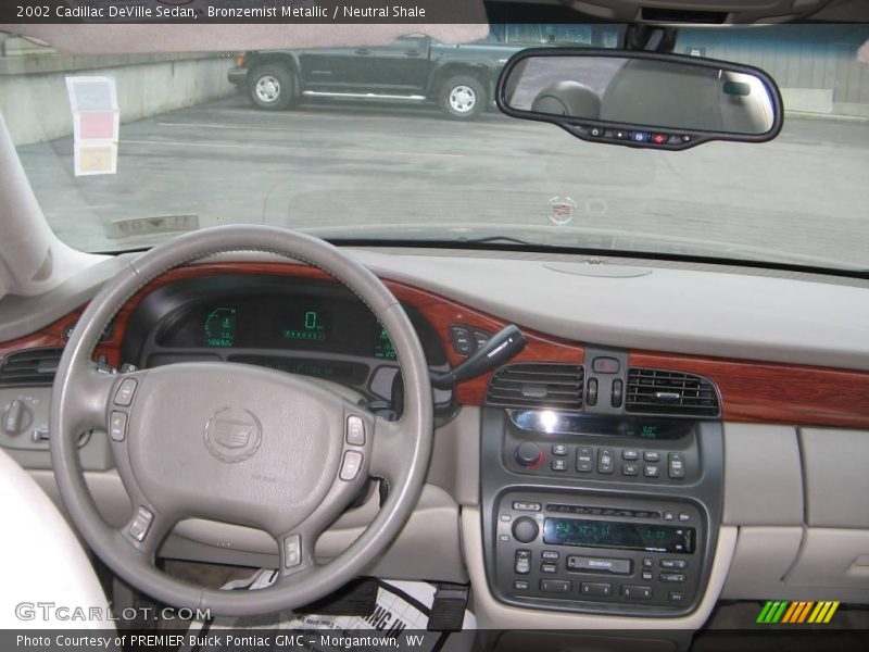 Bronzemist Metallic / Neutral Shale 2002 Cadillac DeVille Sedan