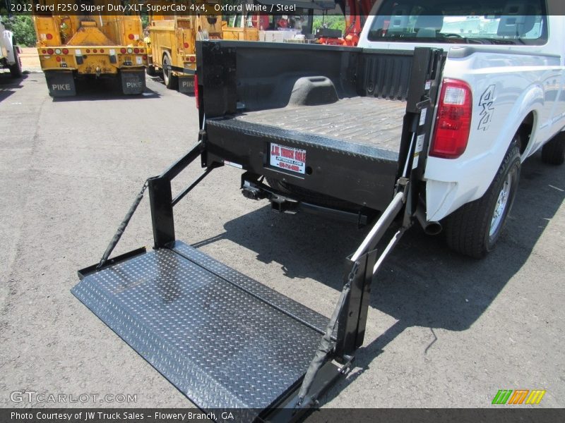 Oxford White / Steel 2012 Ford F250 Super Duty XLT SuperCab 4x4