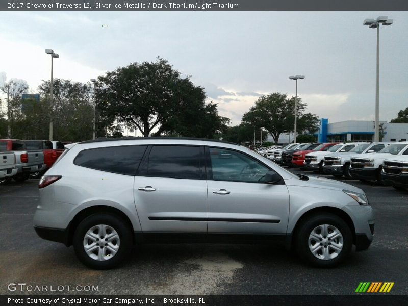 Silver Ice Metallic / Dark Titanium/Light Titanium 2017 Chevrolet Traverse LS