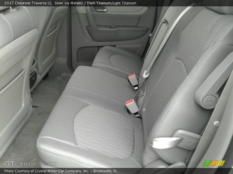Silver Ice Metallic / Dark Titanium/Light Titanium 2017 Chevrolet Traverse LS