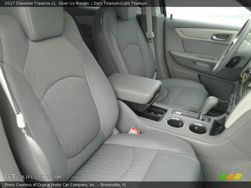 Silver Ice Metallic / Dark Titanium/Light Titanium 2017 Chevrolet Traverse LS
