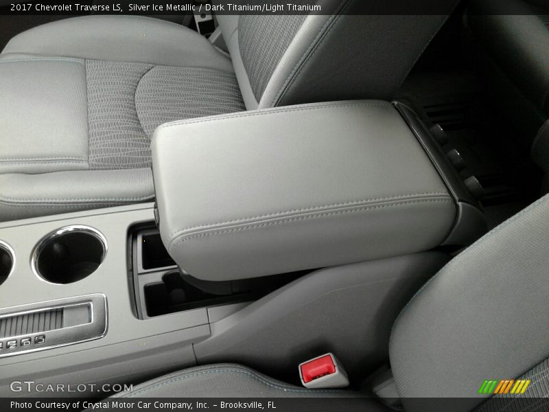 Silver Ice Metallic / Dark Titanium/Light Titanium 2017 Chevrolet Traverse LS