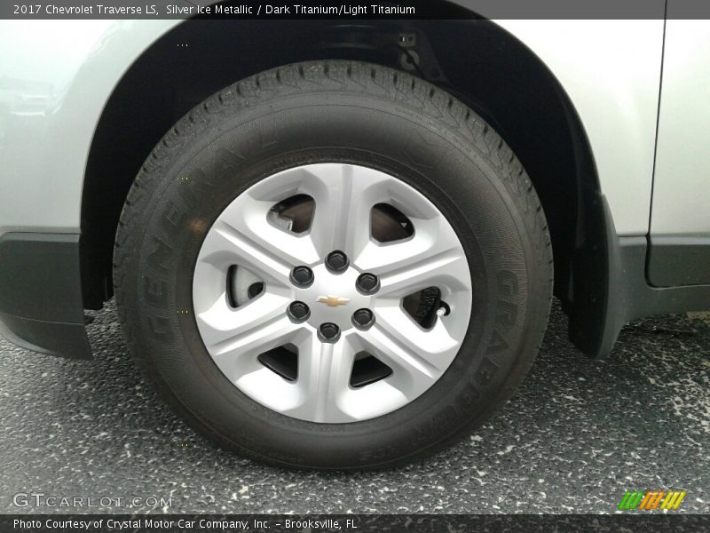 Silver Ice Metallic / Dark Titanium/Light Titanium 2017 Chevrolet Traverse LS
