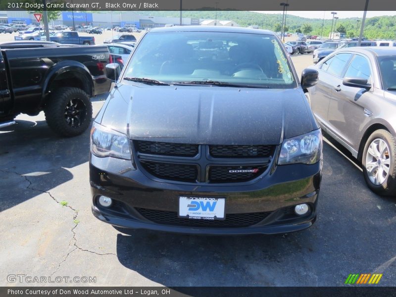 Black Onyx / Black 2017 Dodge Grand Caravan GT