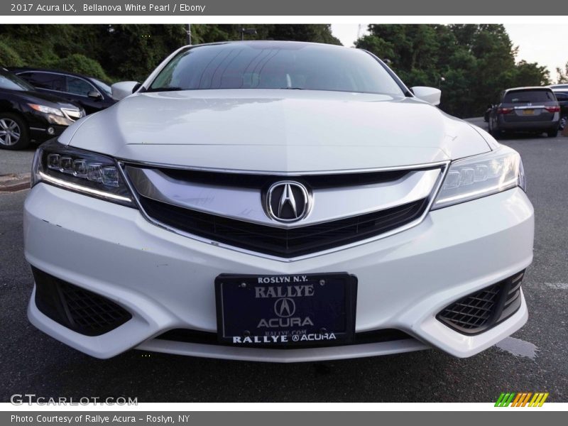 Bellanova White Pearl / Ebony 2017 Acura ILX