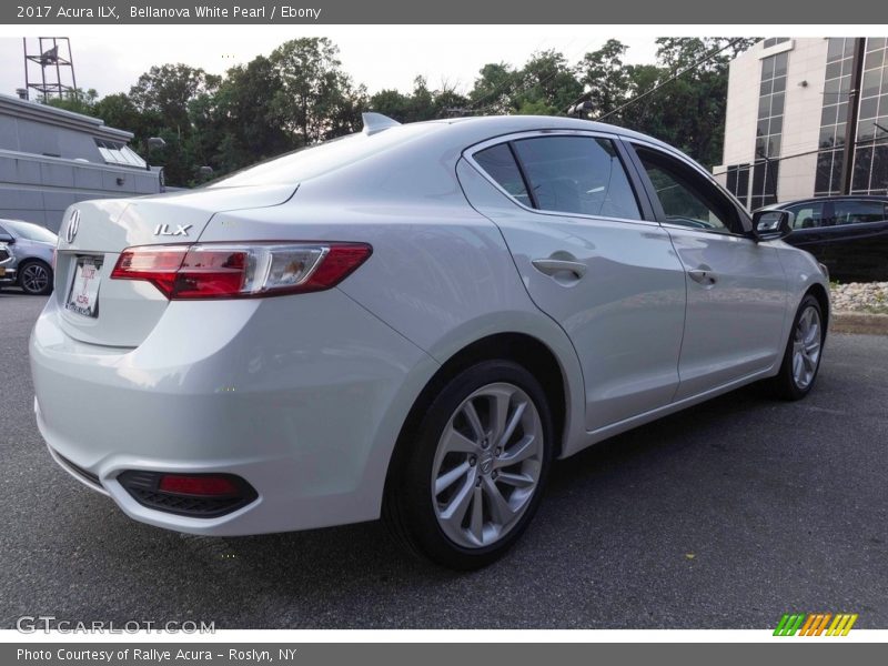 Bellanova White Pearl / Ebony 2017 Acura ILX
