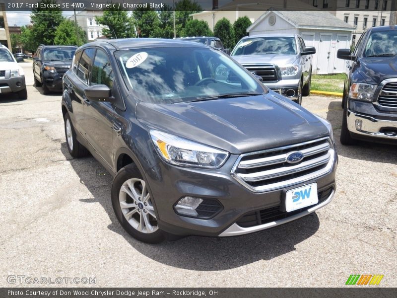 Magnetic / Charcoal Black 2017 Ford Escape SE 4WD
