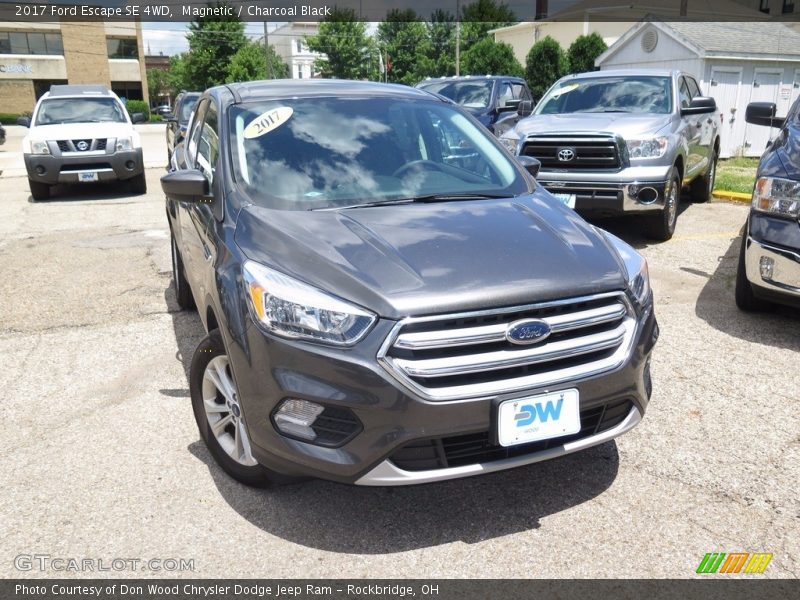 Magnetic / Charcoal Black 2017 Ford Escape SE 4WD