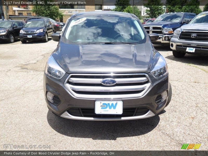 Magnetic / Charcoal Black 2017 Ford Escape SE 4WD