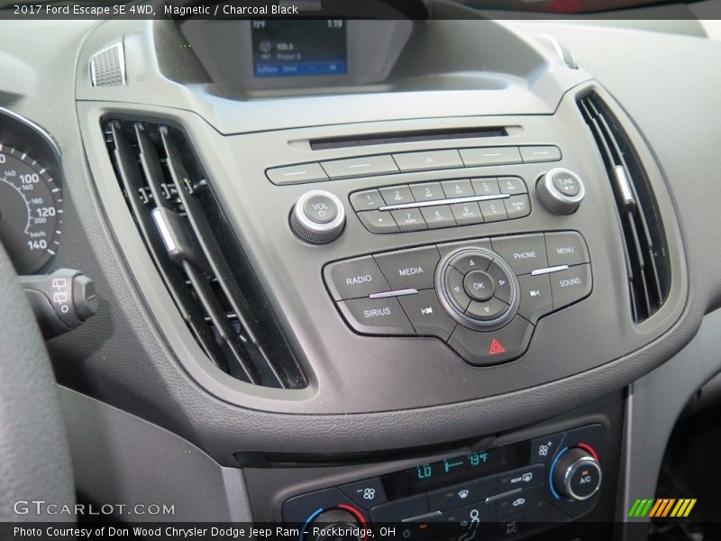 Magnetic / Charcoal Black 2017 Ford Escape SE 4WD