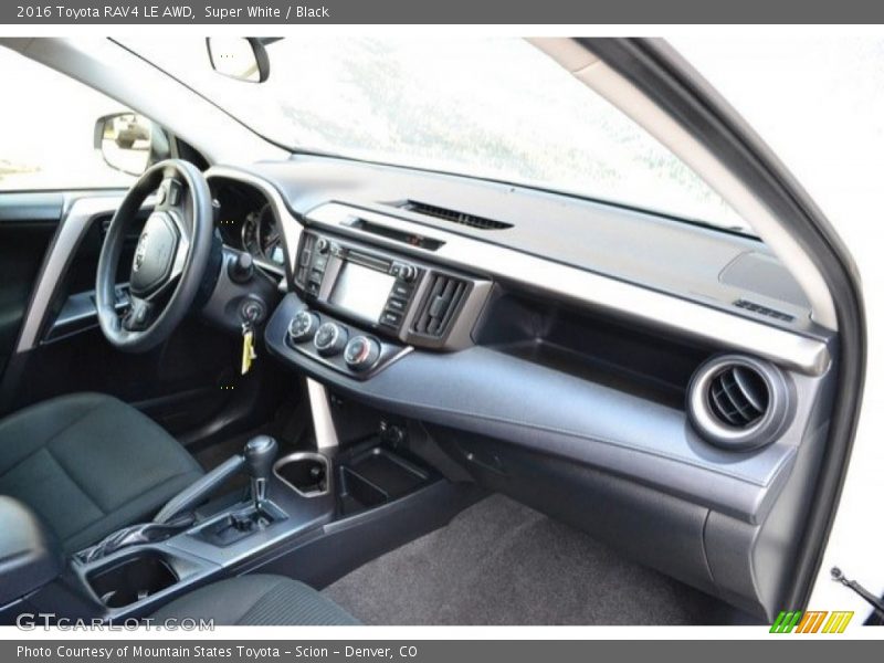 Super White / Black 2016 Toyota RAV4 LE AWD