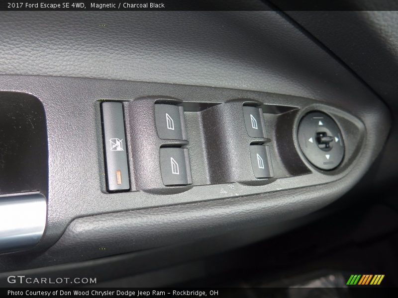 Magnetic / Charcoal Black 2017 Ford Escape SE 4WD