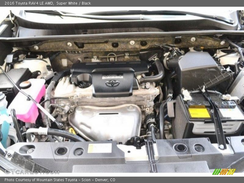 Super White / Black 2016 Toyota RAV4 LE AWD